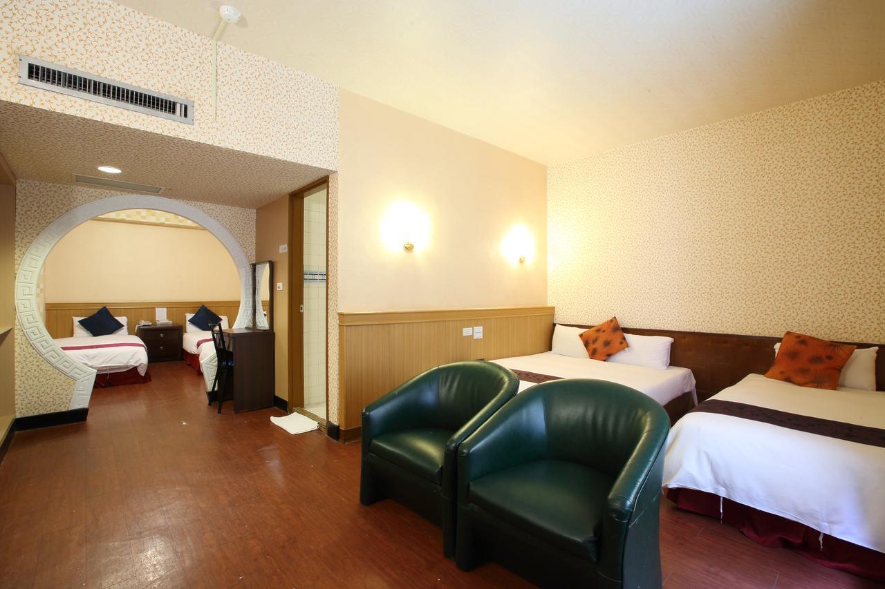 Chiayi Crown Hotel Εξωτερικό φωτογραφία