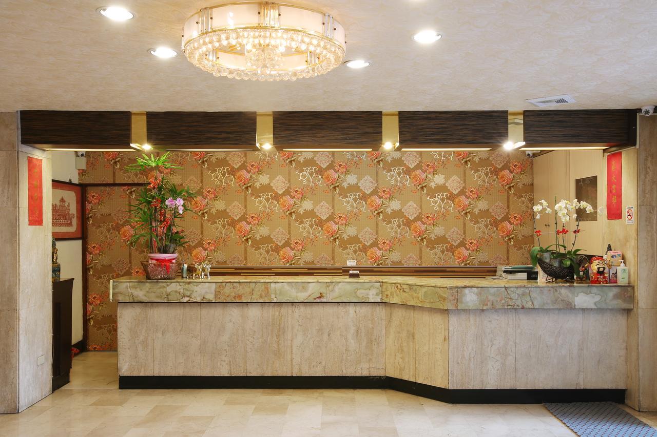 Chiayi Crown Hotel Εξωτερικό φωτογραφία